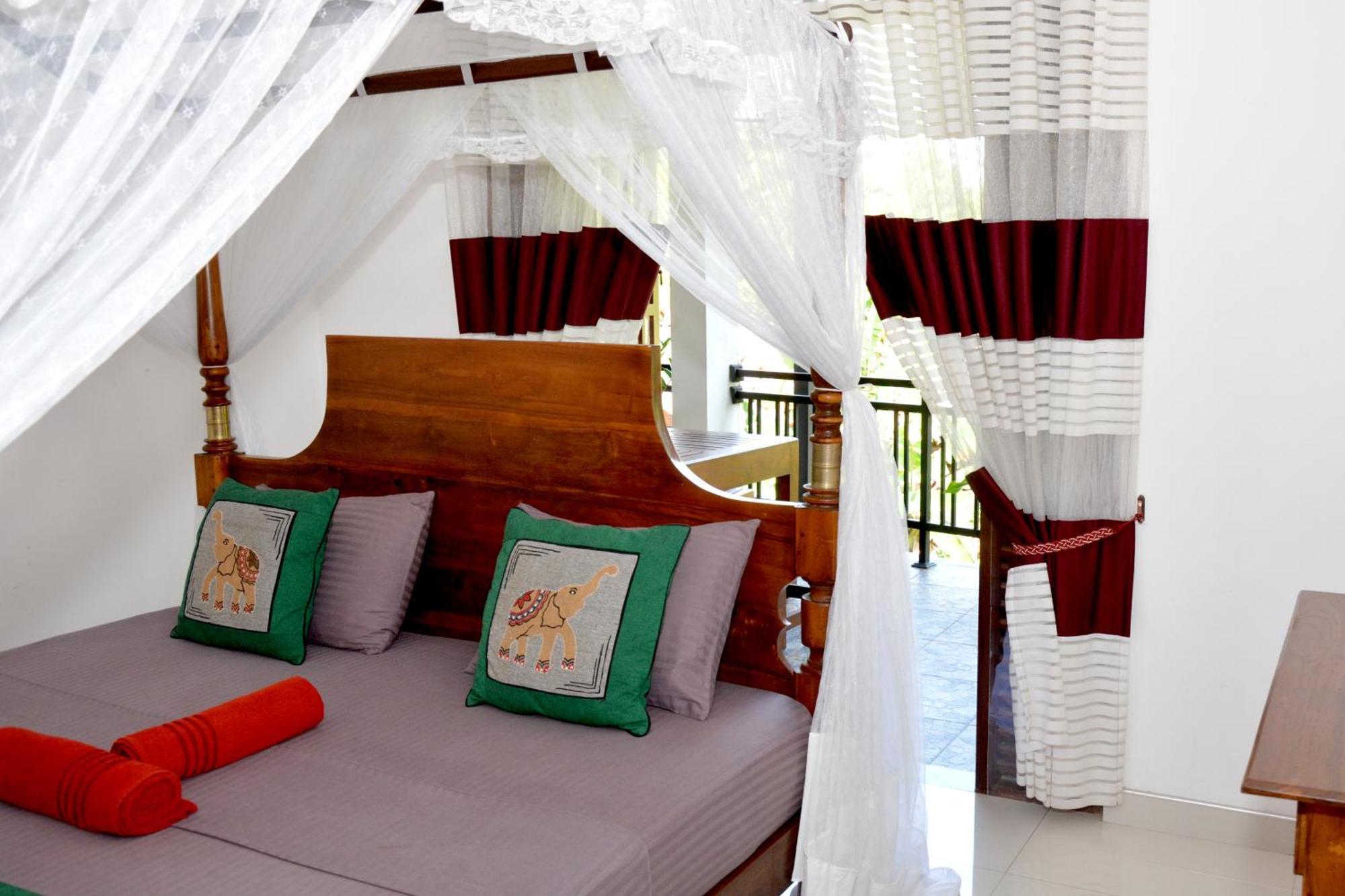 מטרה Sumimal Resort Polhena מראה חיצוני תמונה